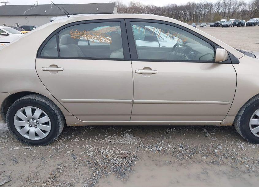 Photo 13 of 2004 Toyota Corolla LE (VIN 2T1BR32E24C311286)