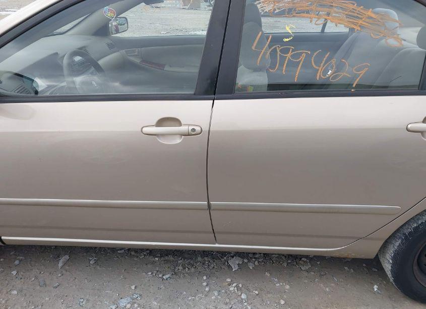 Photo 14 of 2004 Toyota Corolla LE (VIN 2T1BR32E24C311286)