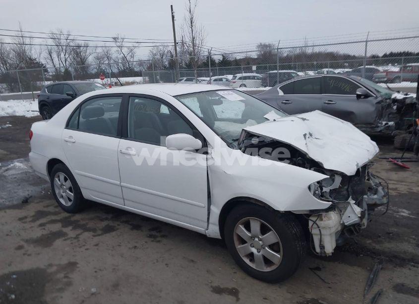 2004 Toyota Corolla LE (VIN 2T1BR32E24C315953) main photo