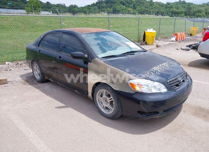2005 Toyota Corolla CE/LE/S (VIN 2T1BR32E25C329918) main photo