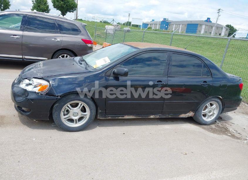 Photo 14 of 2005 Toyota Corolla CE/LE/S (VIN 2T1BR32E25C329918)