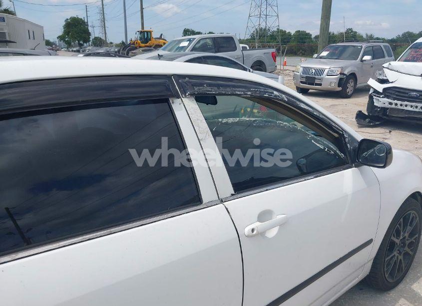 Photo 15 of 2005 Toyota Corolla CE (VIN 2T1BR32E25C347948)