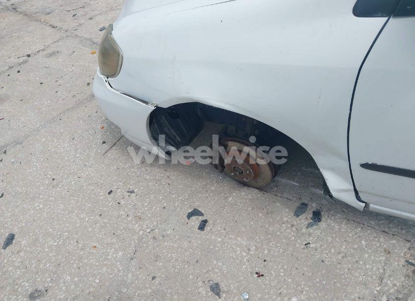 Photo 6 of 2005 Toyota Corolla CE (VIN 2T1BR32E25C347948)