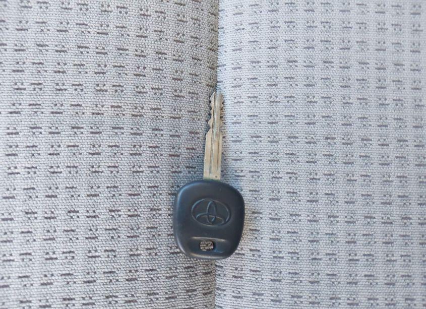 Photo 11 of 2005 Toyota Corolla CE (VIN 2T1BR32E25C350686)