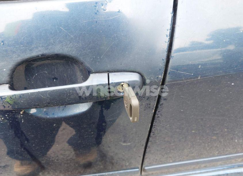 Photo 11 of 2005 Toyota Corolla S (VIN 2T1BR32E25C419148)