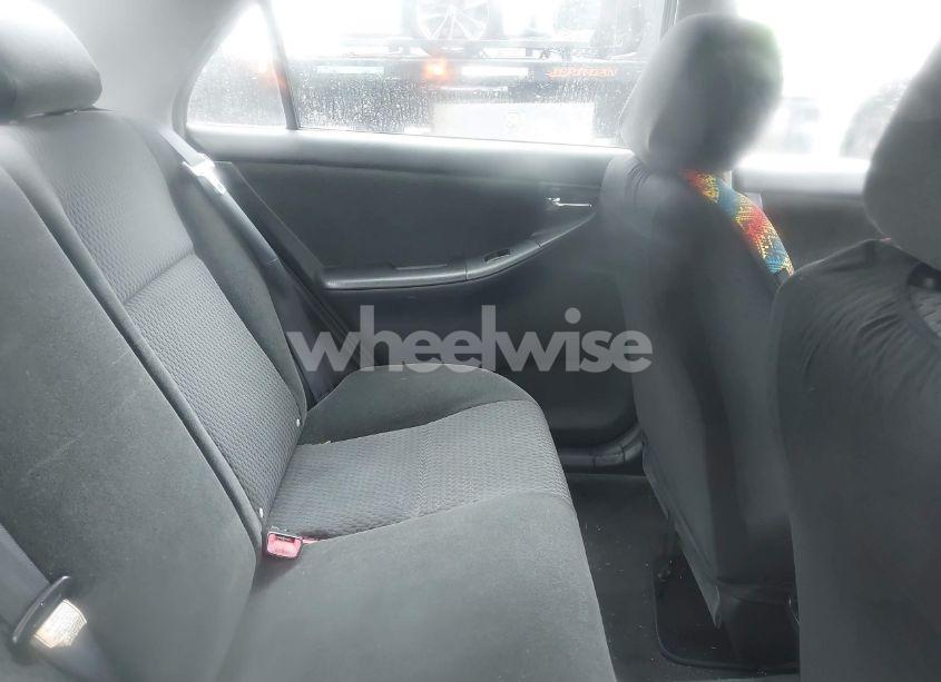 Photo 8 of 2005 Toyota Corolla S (VIN 2T1BR32E25C419148)