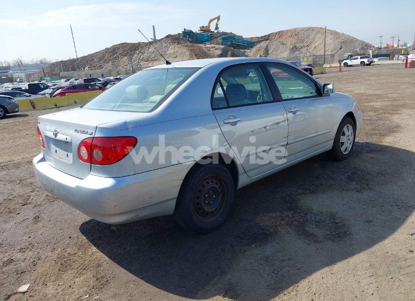 Photo 4 of 2005 Toyota Corolla LE (VIN 2T1BR32E25C429128)