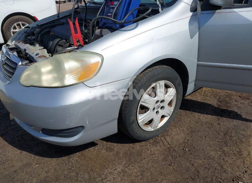 Photo 6 of 2005 Toyota Corolla LE (VIN 2T1BR32E25C429128)