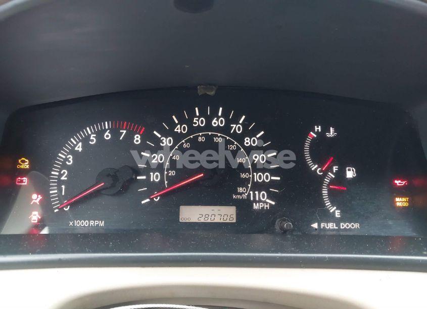 Photo 16 of 2005 Toyota Corolla LE (VIN 2T1BR32E25C551052)