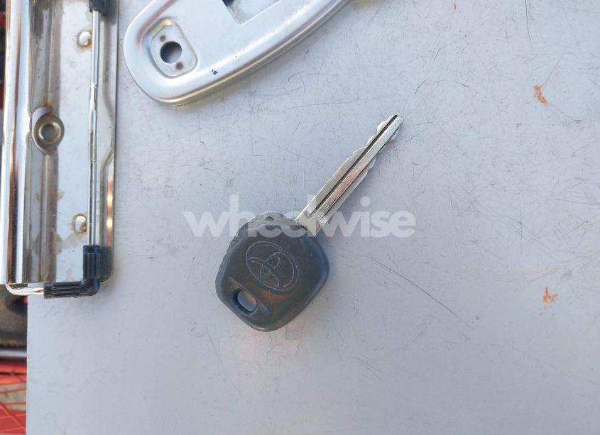 Photo 11 of 2006 Toyota Corolla LE (VIN 2T1BR32E26C570721)