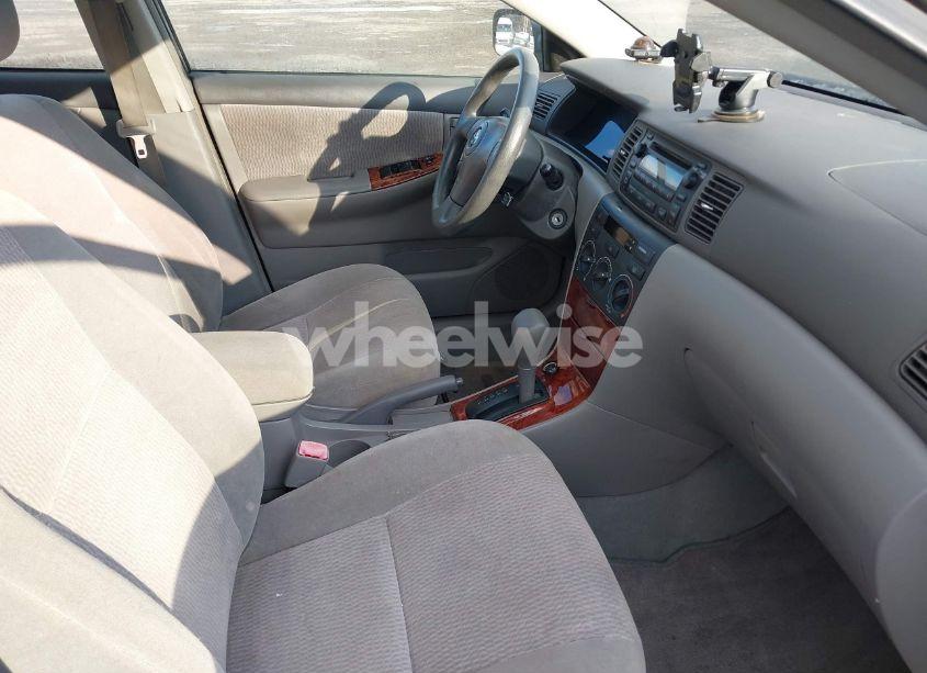 Photo 5 of 2006 Toyota Corolla LE (VIN 2T1BR32E26C654165)