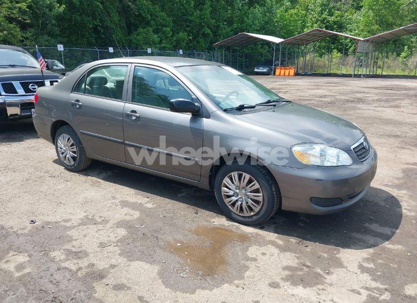 2007 Toyota Corolla CE (VIN 2T1BR32E27C721560) main photo