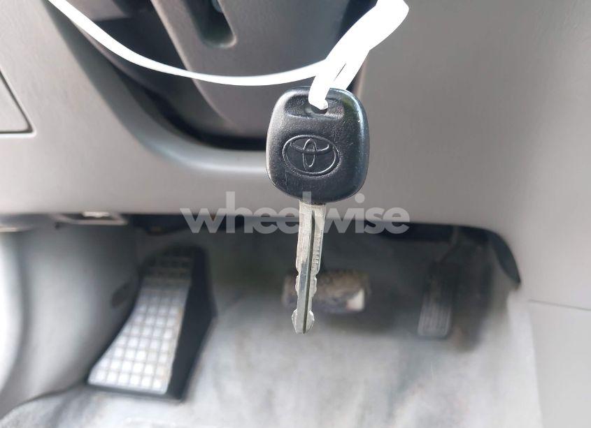 Photo 11 of 2007 Toyota Corolla CE (VIN 2T1BR32E27C721560)