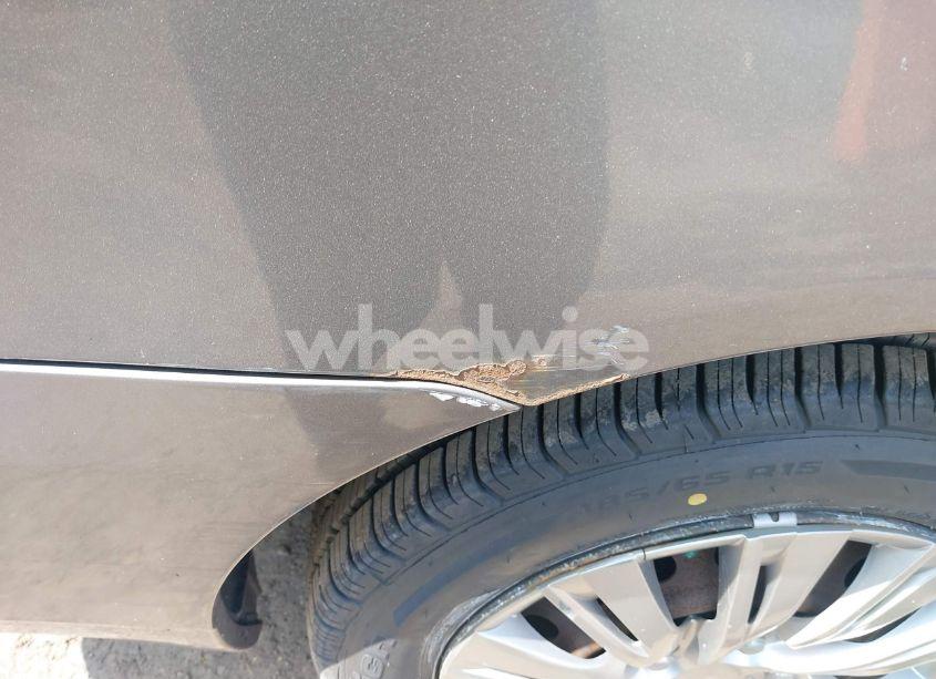 Photo 16 of 2007 Toyota Corolla CE (VIN 2T1BR32E27C721560)