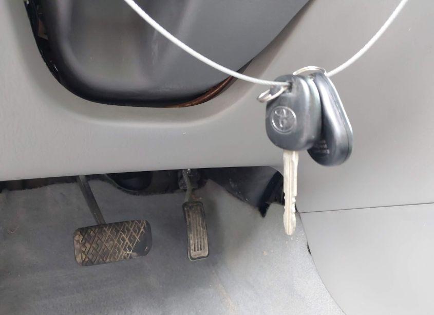 Photo 11 of 2007 Toyota Corolla LE (VIN 2T1BR32E27C729139)