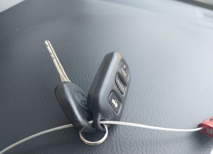 Photo 11 of 2007 Toyota Corolla S (VIN 2T1BR32E27C820122)