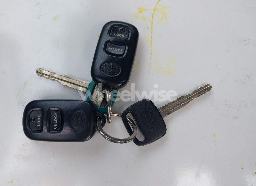 Photo 11 of 2003 Toyota Corolla S (VIN 2T1BR32E33C143852)