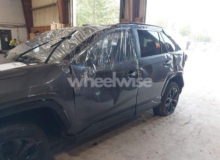 Photo 13 of 2024 Toyota Rav4 HYBRID XSE (VIN 2T1BR32E34C******)