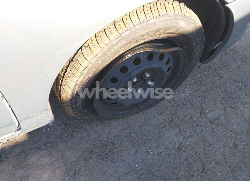 Photo 12 of 2004 Toyota Corolla LE (VIN 2T1BR32E34C195550)