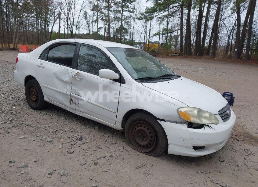 2004 Toyota Corolla LE (VIN 2T1BR32E34C279769) main photo