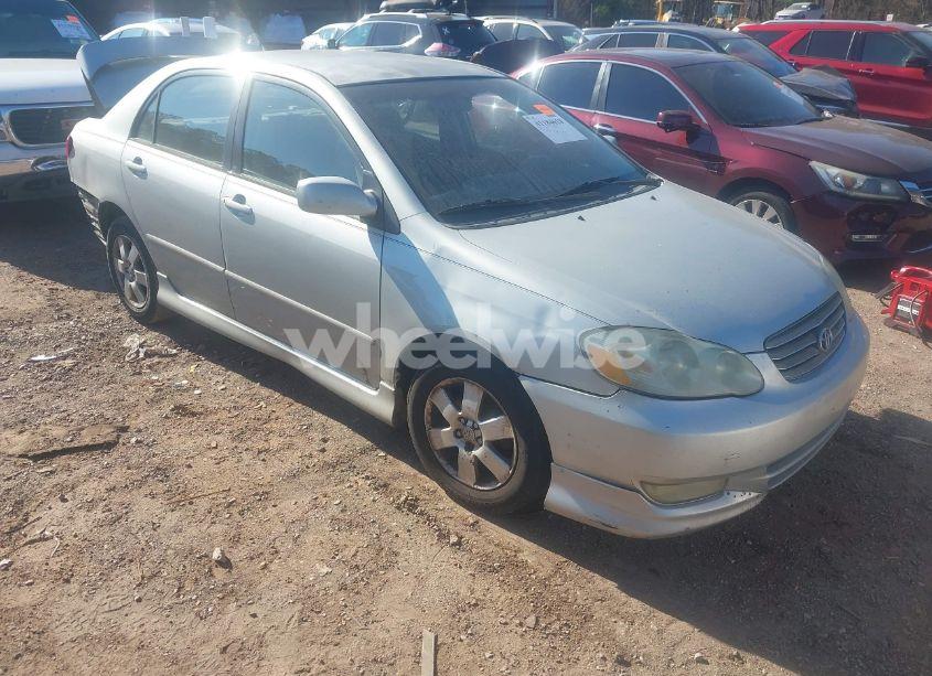 2004 Toyota Corolla S (VIN 2T1BR32E34C311930) main photo