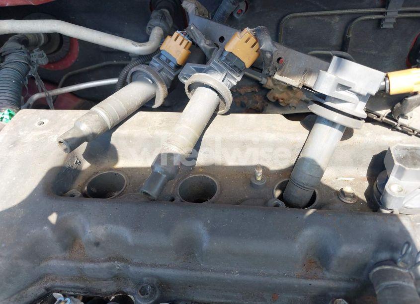 Photo 12 of 2005 Toyota Corolla CE (VIN 2T1BR32E35C322122)