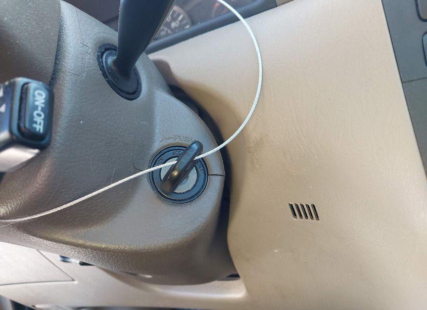 Photo 11 of 2005 Toyota Corolla CE (VIN 2T1BR32E35C415562)