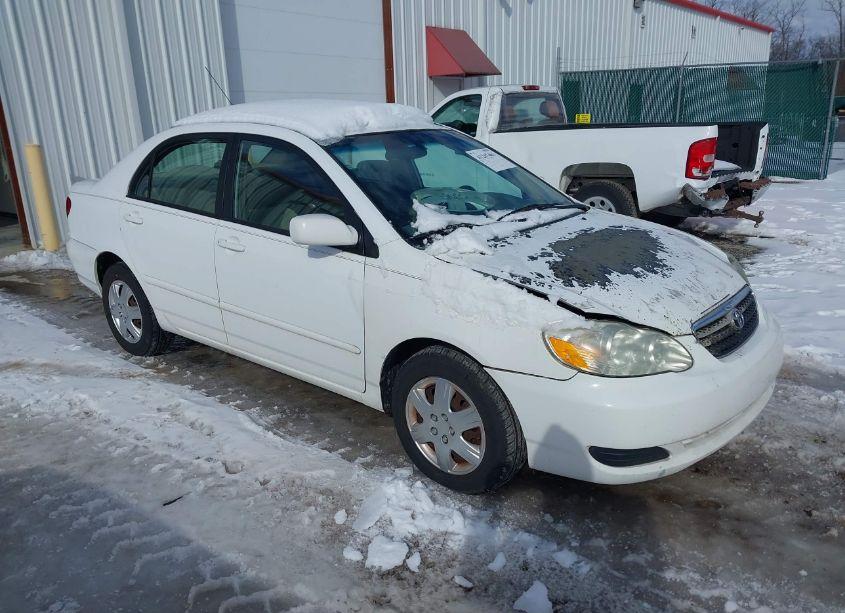 2005 Toyota Corolla LE (VIN 2T1BR32E35C466396) main photo