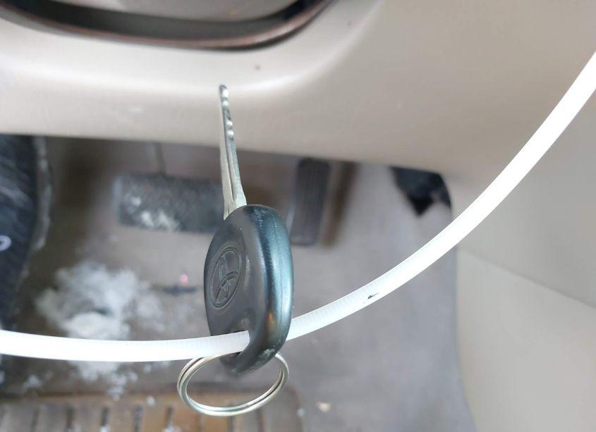 Photo 11 of 2005 Toyota Corolla LE (VIN 2T1BR32E35C466396)