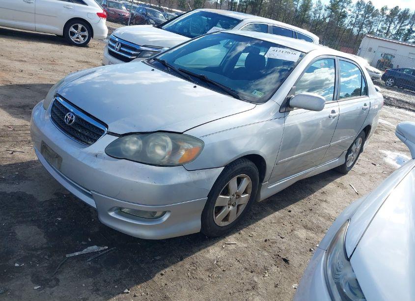 Photo 2 of 2005 Toyota Corolla CE/LE/S (VIN 2T1BR32E35C552646)