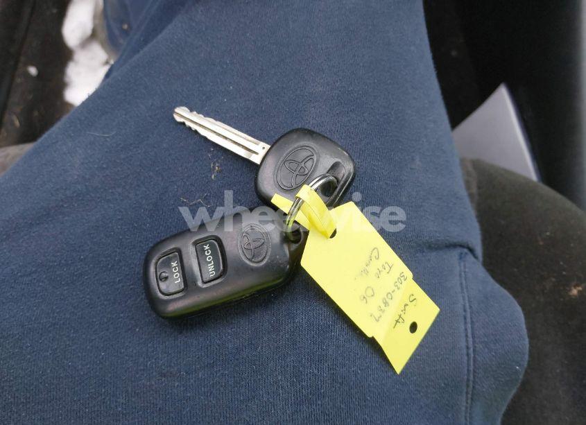 Photo 11 of 2006 Toyota Corolla S (VIN 2T1BR32E36C635852)