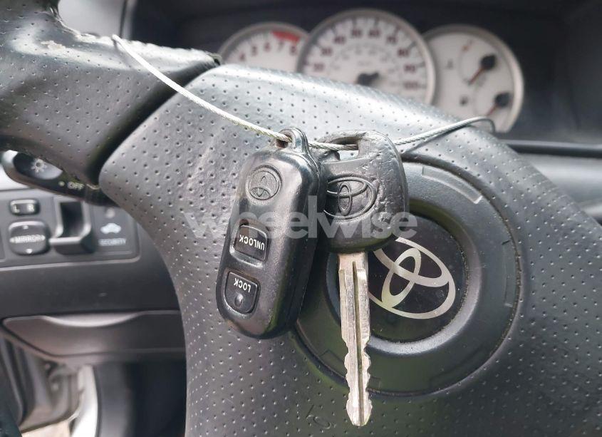 Photo 11 of 2006 Toyota Corolla S (VIN 2T1BR32E36C642106)