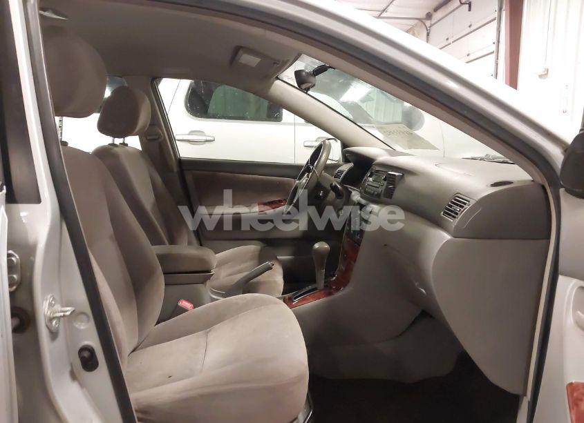 Photo 5 of 2006 Toyota Corolla LE (VIN 2T1BR32E36C652084)