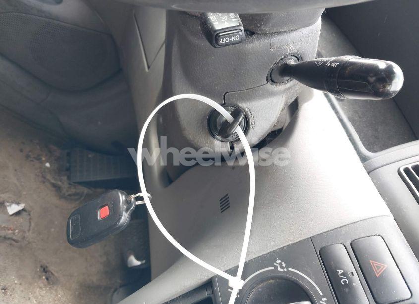 Photo 11 of 2006 Toyota Corolla LE (VIN 2T1BR32E36C677373)