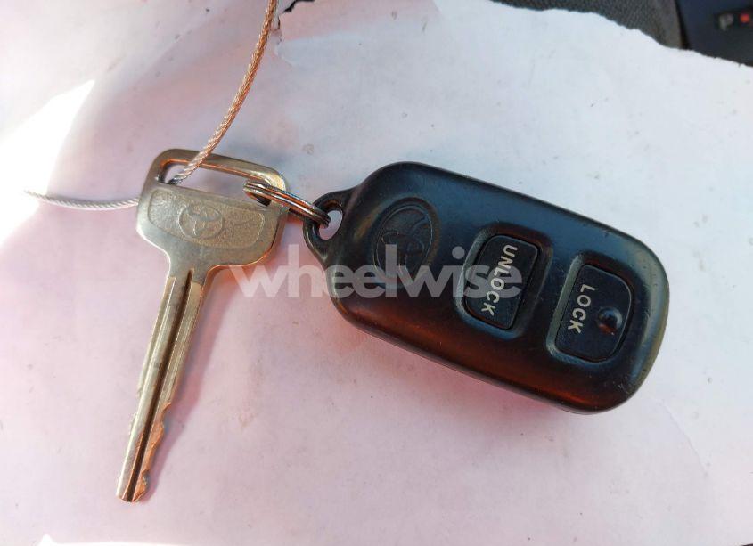 Photo 11 of 2003 Toyota Corolla LE (VIN 2T1BR32E43C096640)