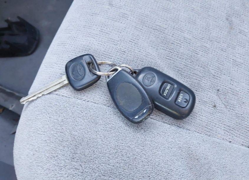 Photo 11 of 2003 Toyota Corolla CE/LE/SPORT (VIN 2T1BR32E43C742775)