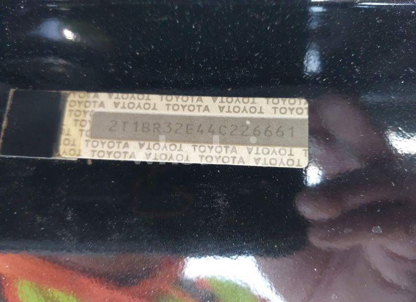 Photo 9 of 2004 Toyota Corolla S (VIN 2T1BR32E44C226661)