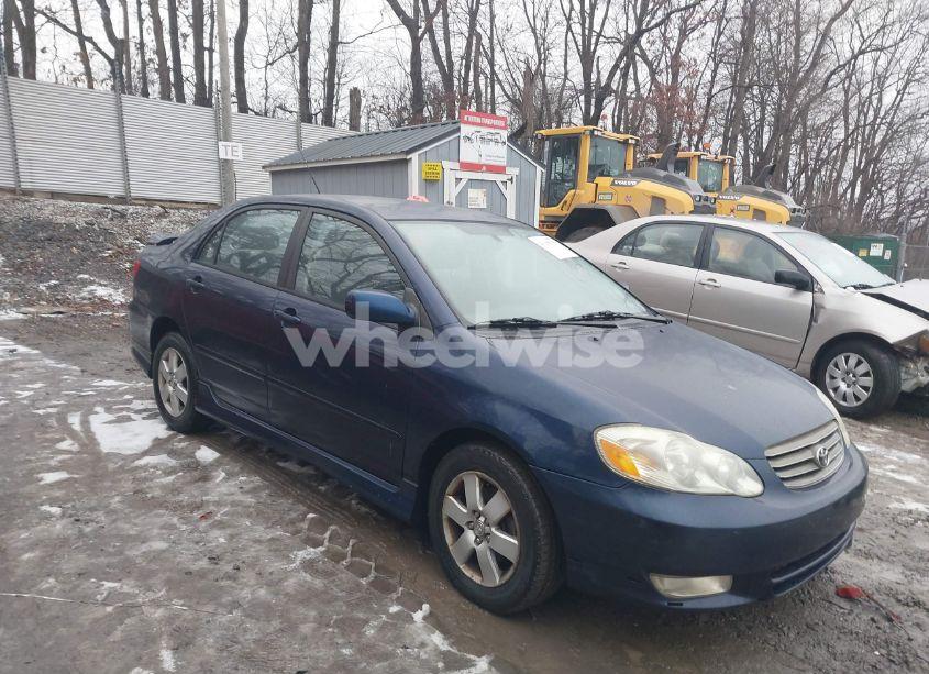2004 Toyota Corolla S (VIN 2T1BR32E44C246084) main photo