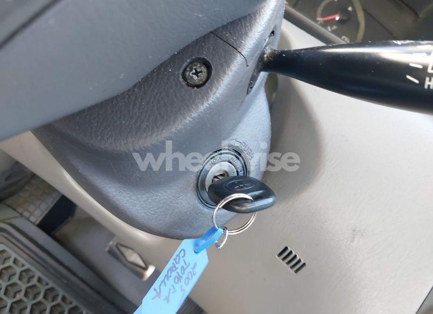 Photo 11 of 2005 Toyota Corolla CE (VIN 2T1BR32E45C368042)