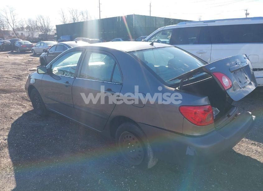 Photo 3 of 2005 Toyota Corolla CE (VIN 2T1BR32E45C368042)