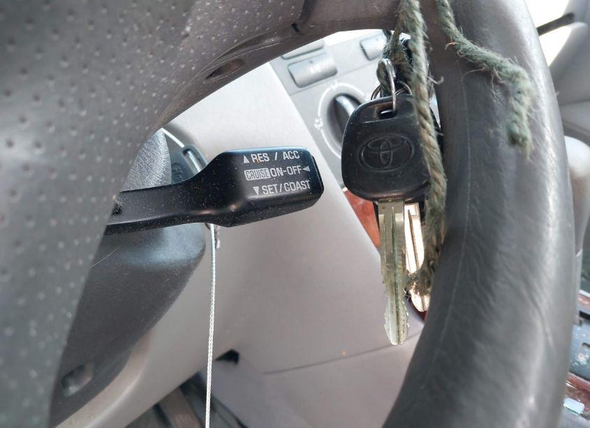 Photo 11 of 2005 Toyota Corolla LE (VIN 2T1BR32E45C382474)