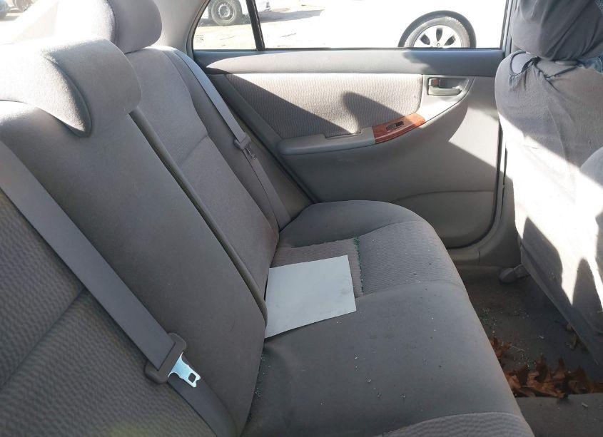 Photo 8 of 2005 Toyota Corolla LE (VIN 2T1BR32E45C382474)