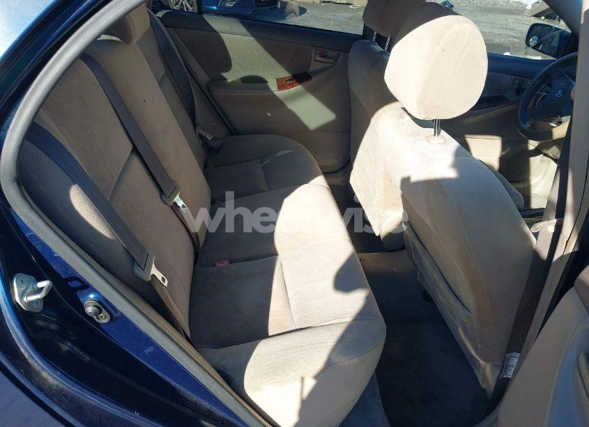 Photo 8 of 2005 Toyota Corolla LE (VIN 2T1BR32E45C401668)