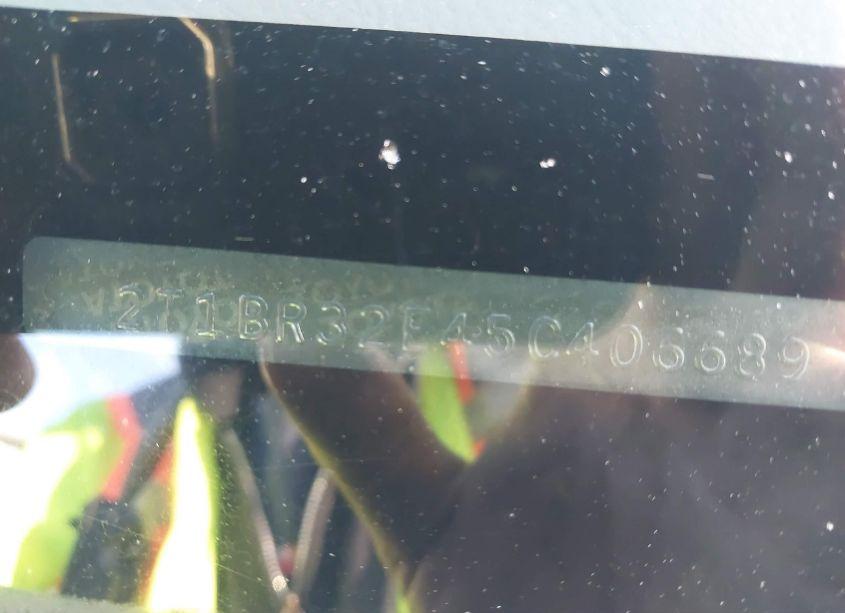 Photo 12 of 2005 Toyota Corolla LE (VIN 2T1BR32E45C406689)