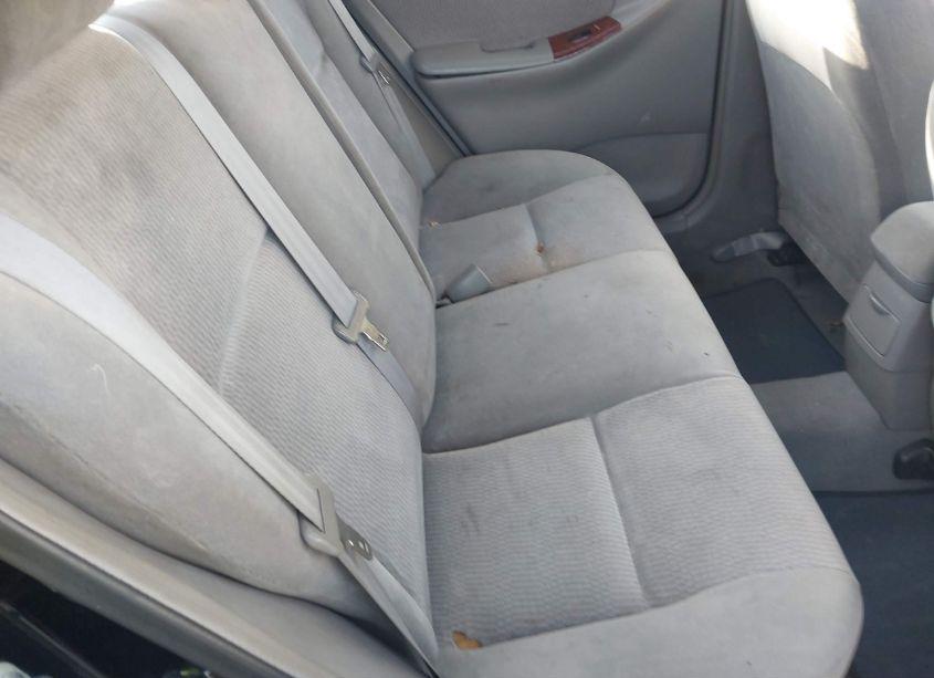 Photo 8 of 2005 Toyota Corolla LE (VIN 2T1BR32E45C406689)