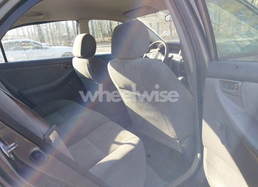 Photo 8 of 2005 Toyota Corolla CE (VIN 2T1BR32E45C472238)