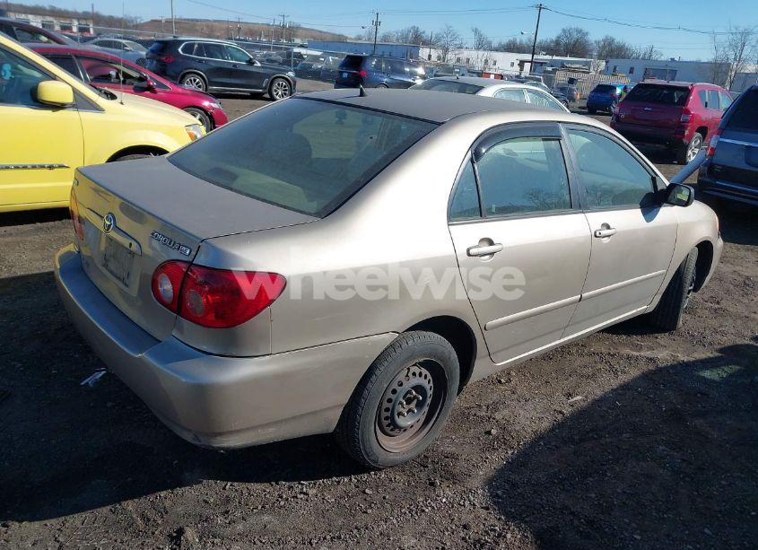 Photo 4 of 2005 Toyota Corolla LE (VIN 2T1BR32E45C485927)