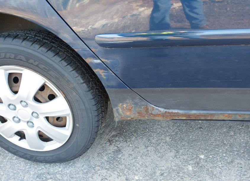 Photo 12 of 2005 Toyota Corolla LE (VIN 2T1BR32E45C491775)