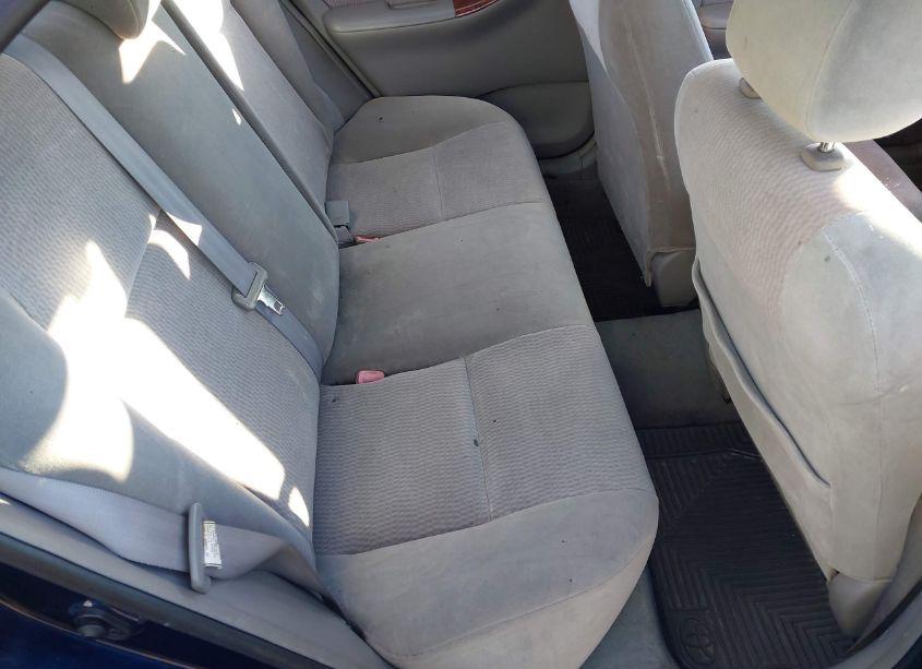 Photo 8 of 2005 Toyota Corolla LE (VIN 2T1BR32E45C491775)