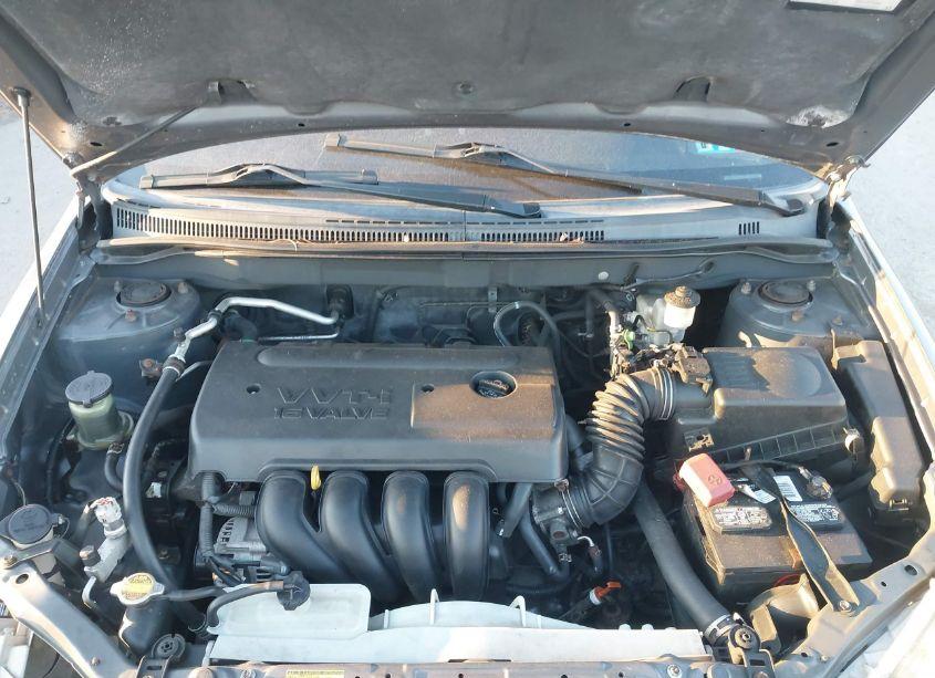 Photo 10 of 2005 Toyota Corolla LE (VIN 2T1BR32E45C503682)